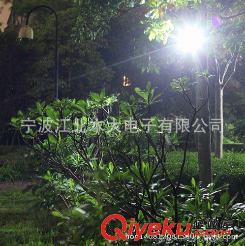 太阳能灯超亮LED投射灯户外广告夜景 景观庭院灯饰路灯泛光灯