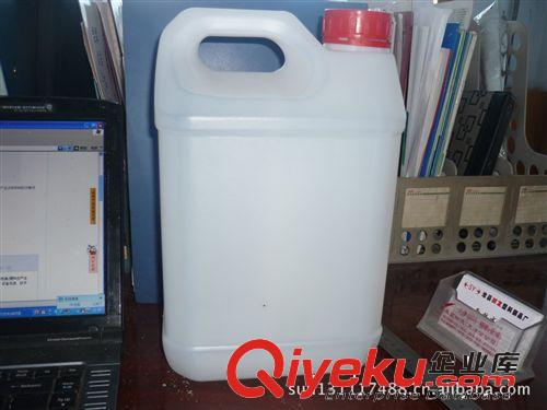 厂家直销2013款5L塑料桶,5L化工桶
