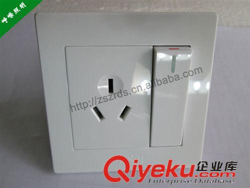 开关插座 电工开关 欧帝尔 小器鬼精点墙壁插座 特价销售  二/三插