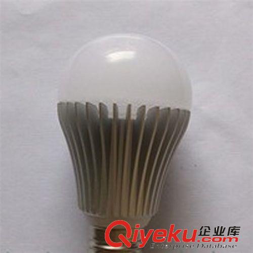 LED球泡灯 【热门产品】LED5W球泡灯 5730贴片10颗5W球泡灯 室内LED泡灯