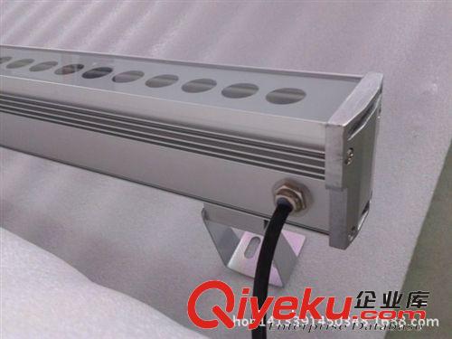 LED洗墙灯 直销供应大功率LED洗墙灯 LED七彩线条洗墙灯
