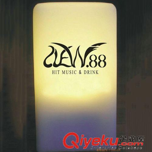 首页精品 专业供应 节能环保LED充电蜡烛灯 新奇特酒吧餐厅吧台灯
