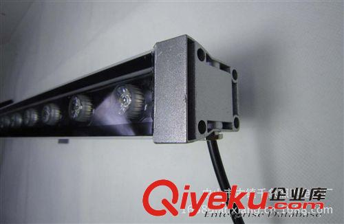 LED洗墙灯 千象LED洗墙灯15W 220V 24V  用于外墙  路桥照明{bfb}厂家供应