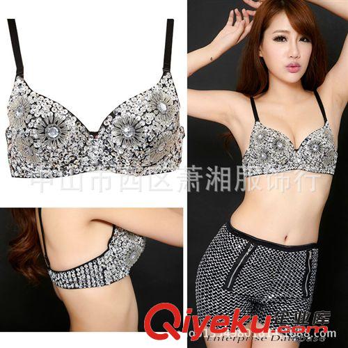 DS演出服舞台装肚皮舞钢管舞 夜店酒吧歌手服 三朵花亮片水钻文胸