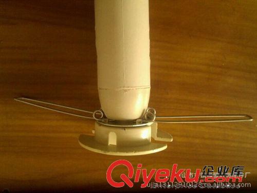 欧规E14塑料灯座 CE/VDE认证带支架