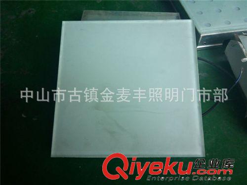 供应批发LED地砖灯 感应地砖灯  七彩300*300