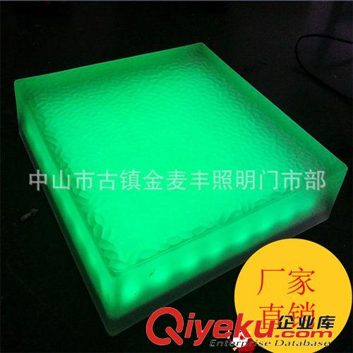 LED玻璃地砖灯 300*300 mm 高度70mm  七彩内控外控 低压24V