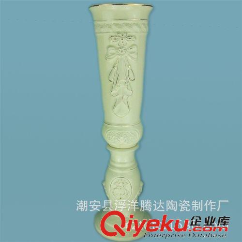 【厂价直销】中xx陶瓷摆饰品  陶瓷工艺品 轻质花插 C013