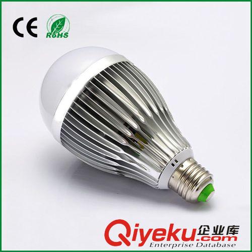 球泡灯厂家直销，车铝12WLED球泡灯成品，正白光，暖白光