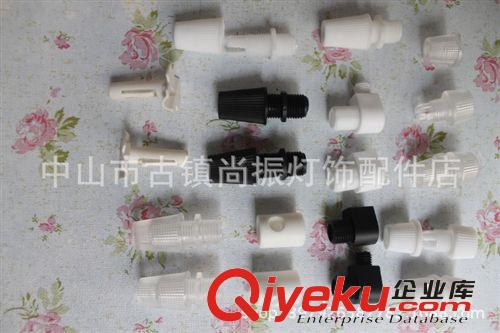 专业生产各种型号塑料线扣，塑料五金配件
