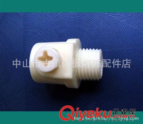 专业生产各种型号塑料线扣，塑料五金配件