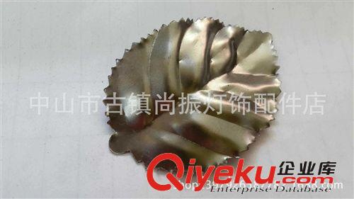 专业生产销售；五金花边，工艺品花边，铁艺花边，灯饰花边