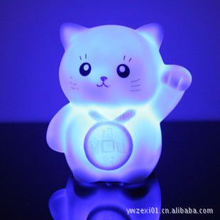 本月新款小夜灯 新招财猫七彩灯 发财猫七彩小夜灯 时尚 七彩渐变 创意家居