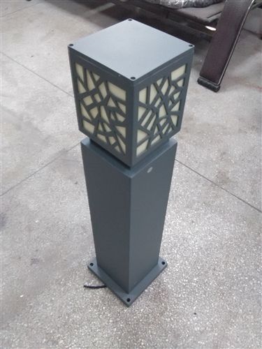 草坪灯 厂家直销公园专用草坪灯 铝制品 不绣钢  铁制品  LED