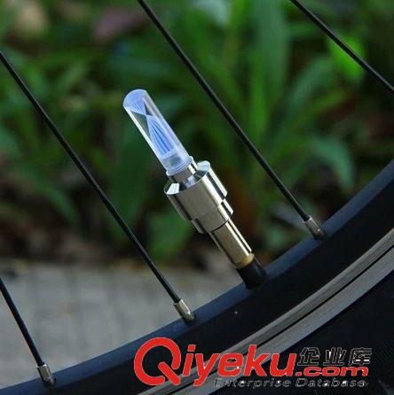 自行車超炫 振感七彩自行車單車氣門燈 電動(dòng)車氣嘴燈 白花氣嘴燈原始圖片2
