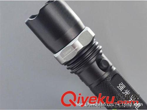 調焦大功率強光手電筒 美國CREE LED旋轉變焦手電筒批發低價供應原始圖片3