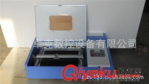【專業(yè)小型激光機(jī)】 濟(jì)南卓克高端激光印章機(jī) 【聯(lián)系田小姐】