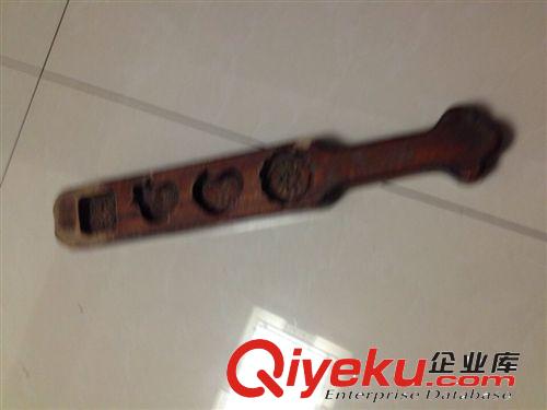 實(shí)木工藝品，實(shí)木床，家具廠，
