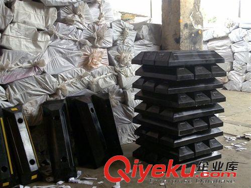 減速帶每米多少錢 減速帶設置 減速帶規格