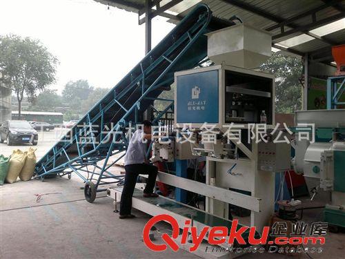 粉狀飼料定量包裝秤 湖南豆粕菜粕電子定量秤 河北濃縮飼料打包秤原始圖片3