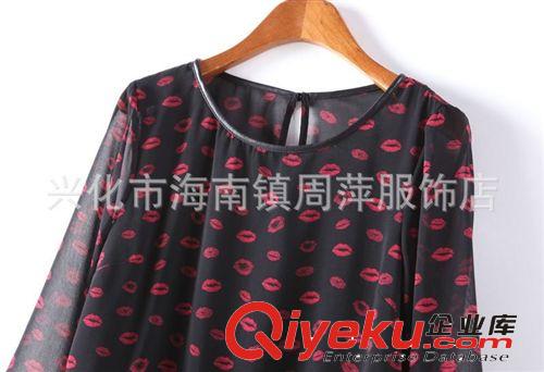 歐美女裝2014新款 女式時(shí)尚黑底紅唇印花七分袖雪紡ts襯衫批發(fā)原始圖片2
