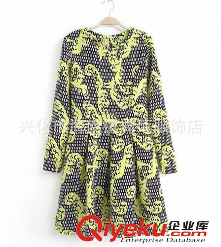 2013MAN/GO秋冬新款連衣裙 歐美時(shí)尚富貴蕾絲拼接印花圓領(lǐng)連衣裙