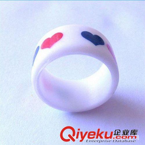 各種硅膠首飾品 硅膠手環(huán) 硅膠指環(huán) 矽膠指環(huán) 硅膠手腕帶