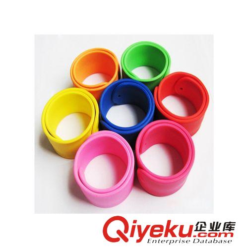 供應彈片手腕帶 PVC 硅膠pp圈廠家供應