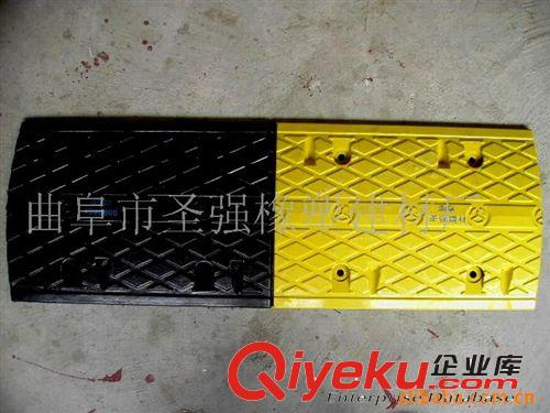 塑料橡膠減速帶原始圖片2
