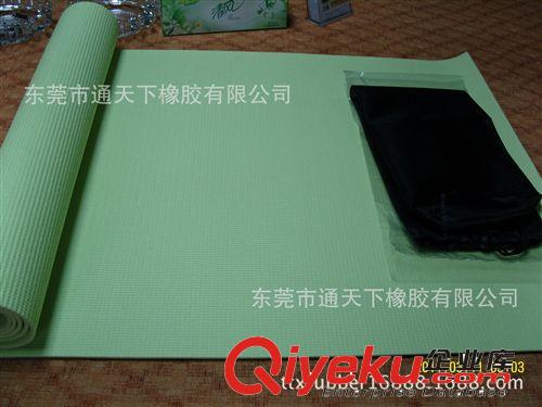 通天下專業(yè)生產(chǎn)批發(fā)PVC發(fā)泡 健身瑜伽墊  歡迎訂購(gòu)