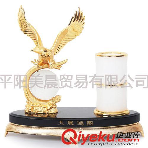 商務禮品公司企業會議紀念品定制 金屬工藝品水晶地球儀 鷹擺件原始圖片2