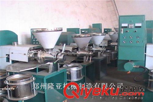 廠家直銷/105榨油機/農(nóng)作物榨油機/芝麻榨油機/大豆榨油機/榨油機原始圖片3