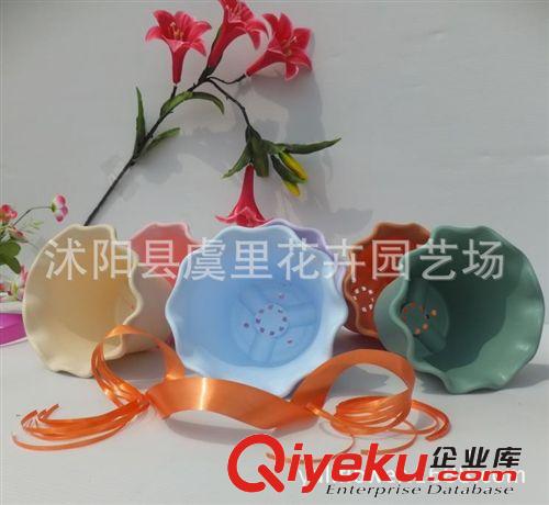 tj園藝花盆 PP環(huán)保樹脂塑料花盆 蓮花圓形盆 各種規(guī)格 帶托盆