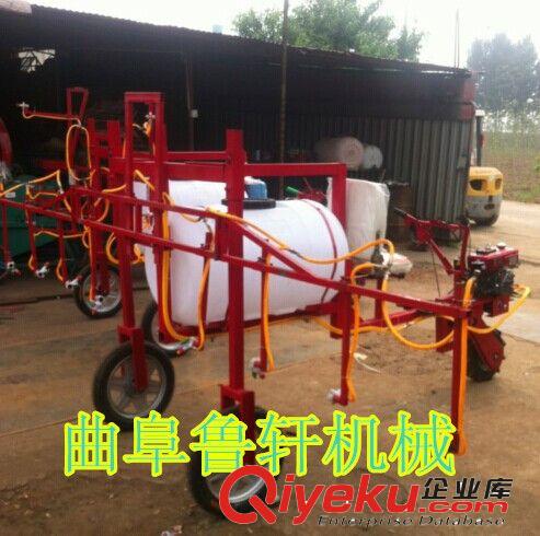 新品獨(dú)特的高壓座架式打藥車(chē) 自走式噴藥車(chē)