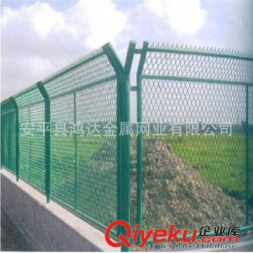 廠家供應(yīng)，小區(qū)隔離網(wǎng)，公路護(hù)欄，園林護(hù)欄原始圖片2