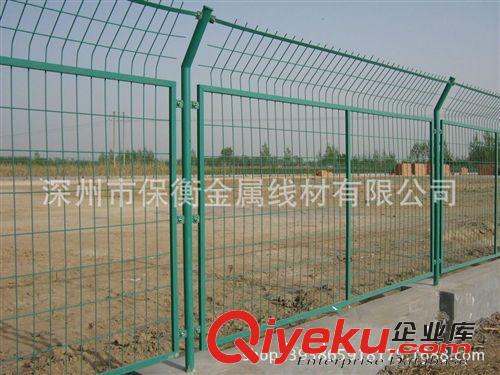 河南漯河哪里賣圈地用的鐵絲格子圍墻網(wǎng)的？