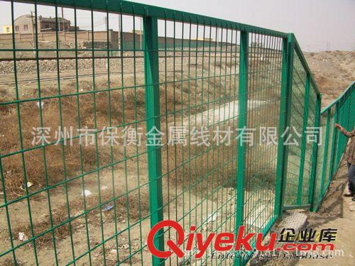 哈爾濱哪能買到工廠圍墻用的鐵欄多少錢一米？