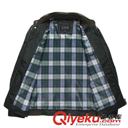 2014新款品牌春款休閑男式拼色立領夾克廠家批發