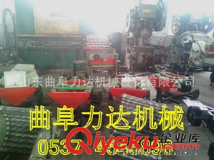 麻城青貯包膜打捆機(jī)/青貯圓捆機(jī)|青飼料打捆包膜機(jī)批發(fā)市場(chǎng)