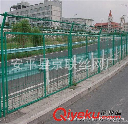 【廠家直銷】優(yōu)質(zhì)護(hù)欄 專業(yè)生產(chǎn) 護(hù)欄網(wǎng) 高速公路護(hù)欄網(wǎng) 成套促銷原始圖片3