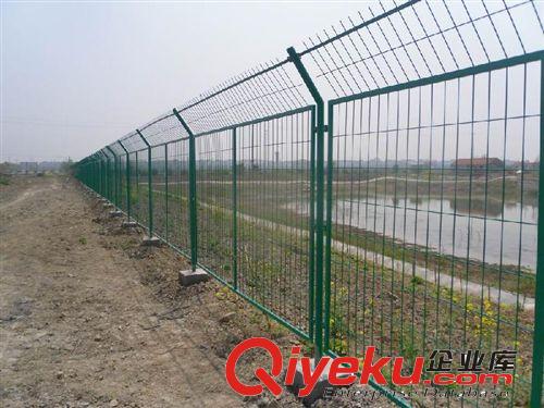 品華護欄網-養殖圍欄網,場地隔離網,操場隔離柵,綠色護欄網