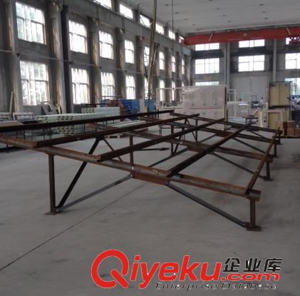 鋼結(jié)構(gòu)件鈑金鉚焊加工熱鍍鋅光伏支架