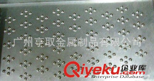 干洗機(jī)用沖孔網(wǎng)  消音設(shè)備專用不銹鋼網(wǎng) 不同孔形的沖孔網(wǎng) 沖孔板