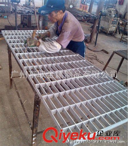現(xiàn)貨批發(fā)不銹鋼鋼格柵 鍍鋅鋼格柵 鋼格柵規(guī)格 防滑防銹 抗壓強