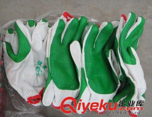 掛膠手套勞保手套 綠膠手套 耐磨膠片手套 勞保手套批發(fā)勞保用品
