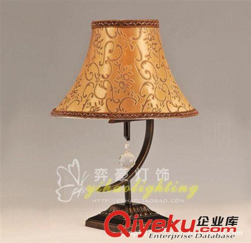 歐式鐵藝簡(jiǎn)約吸頂燈 走廊玄關(guān)餐廳臥室半吸頂 地中海特價(jià)美式燈飾