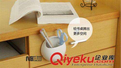 納川zp 吸墻式 創意情侶吸盤式牙膏牙刷架-2色94原始圖片2