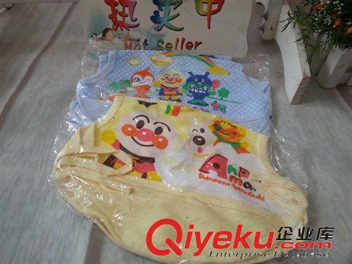 tj清倉款面包卡通圖案寶寶圍嘴，口水兜，圍兜，不接受選色