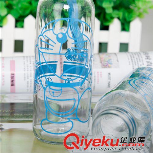 廠家直銷(xiāo)叮當(dāng)貓玻璃杯子多啦a夢(mèng)隨手杯夏季密封防漏透明玻璃水壺原始圖片3