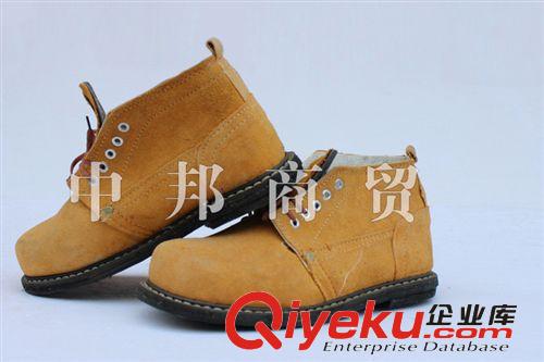 【批發(fā)】防砸勞保鞋 翻毛皮輪胎底手工線縫帆布耐高溫勞保工作鞋原始圖片2